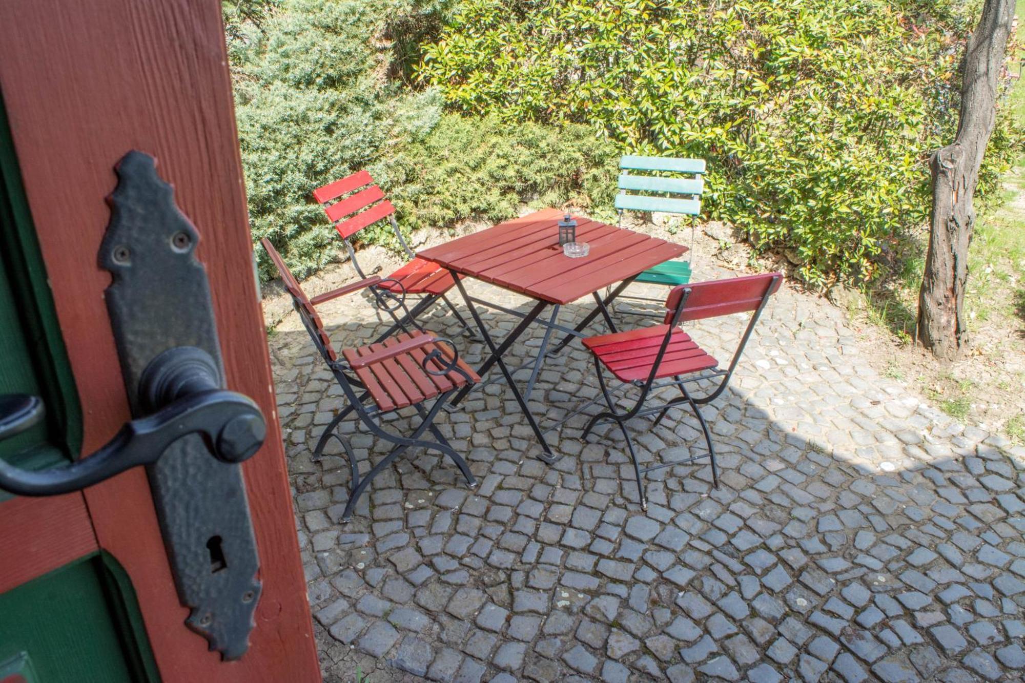 Garten Vendégház Eger Habitación foto
