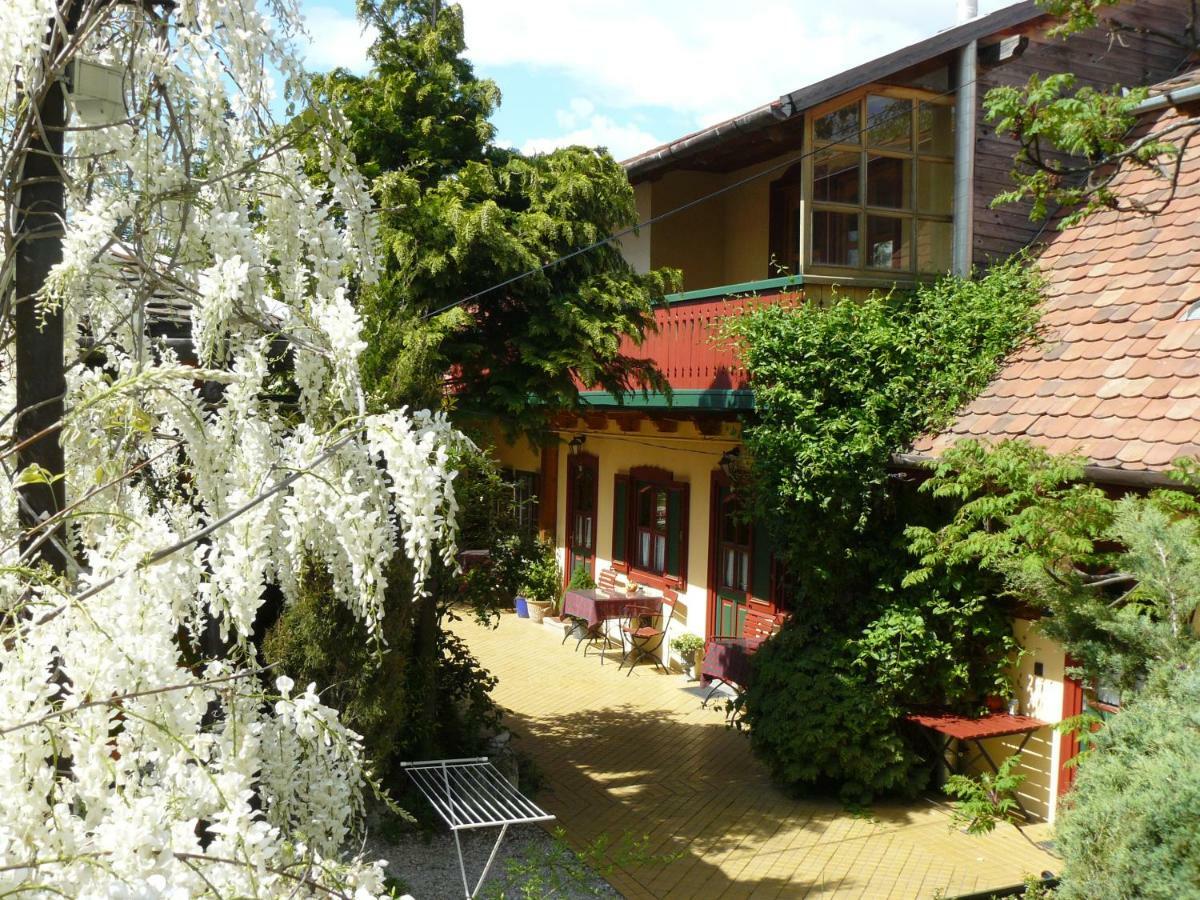 Garten Vendégház Eger Exterior foto